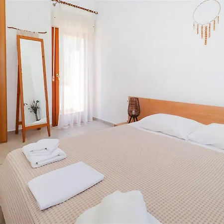 펜션 Marias / 3 Bedrooms 9 Guests 폴카