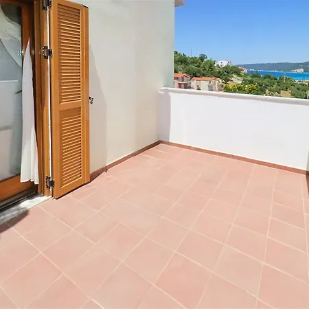 Marias / 3 Bedrooms 9 Guests