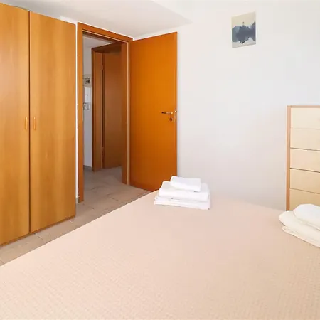 Marias / 3 Bedrooms 9 Guests בית נופש
