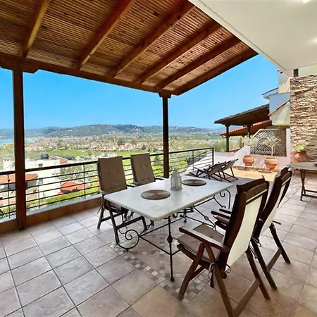 בית נופש Marias / 3 Bedrooms 9 Guests
